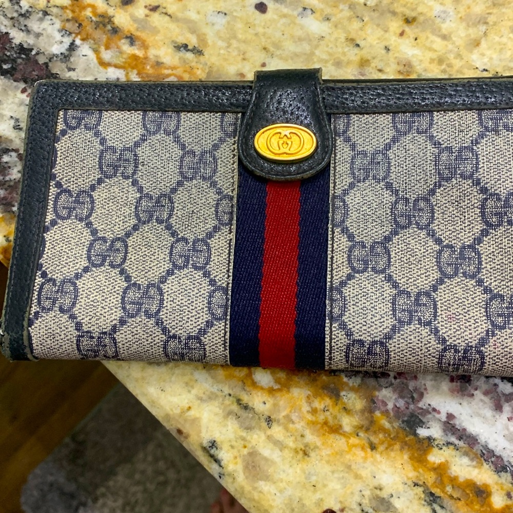 Vintage Gucci Wallet